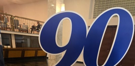 Berlusconi, a Napoli la festa di Forza Italia per i suoi 90 anni