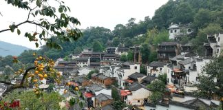 Cina: Jiangxi, crescita del turismo offre nuove opportunità a Huangling (3)