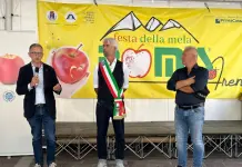 Friuli-Venezia Giulia, Zannier a Tolmezzo “I 30 anni della Festa della Mela un traguardo importante”