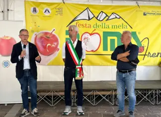 Friuli-Venezia Giulia, Zannier a Tolmezzo “I 30 anni della Festa della Mela un traguardo importante”