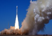 Cina: lanciati con successo nove satelliti con razzo Lijian-1 Y18