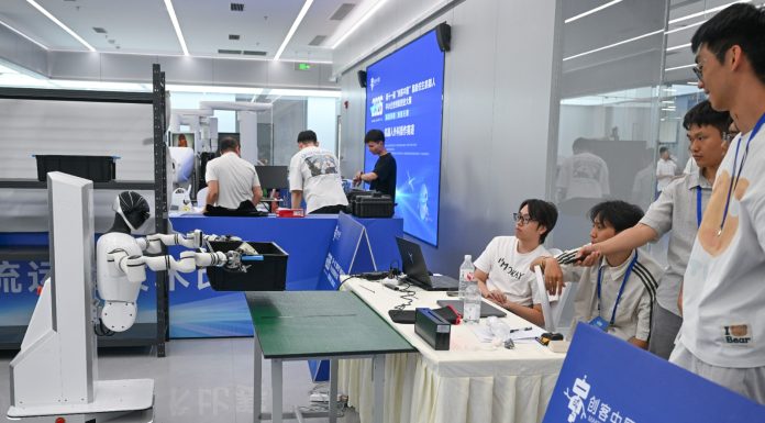 Cina: a Chongqing finale della competizione tech “Maker in China” (1)