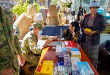 Cina: assistenza sanitaria per soccorritori e residenti a Gyirong (2)