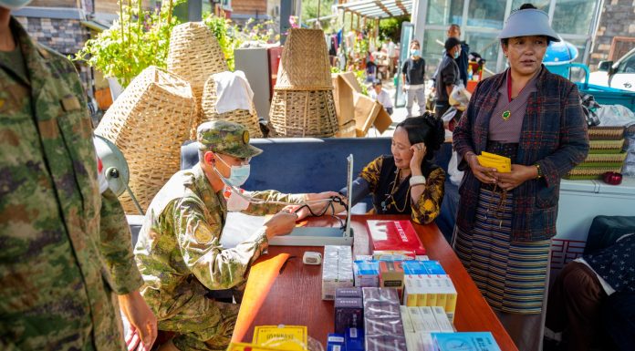 Cina: assistenza sanitaria per soccorritori e residenti a Gyirong (2)