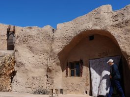 Cina: Ningxia, “villaggio del teatro” attira oltre 130.000 visitatori (2)