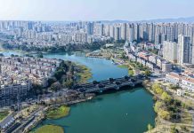 Cina: principali città segnalano attenuazione calo prezzi delle case ad agosto