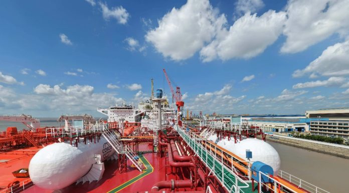 Cina: consegnata nave gasiera Chang Ping Yuan da 88.000 metri cubi (1)