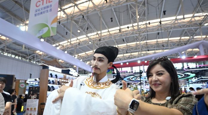 Cina: Tianjin, iniziata la fiera sulle industrie di cultura e turismo (1)