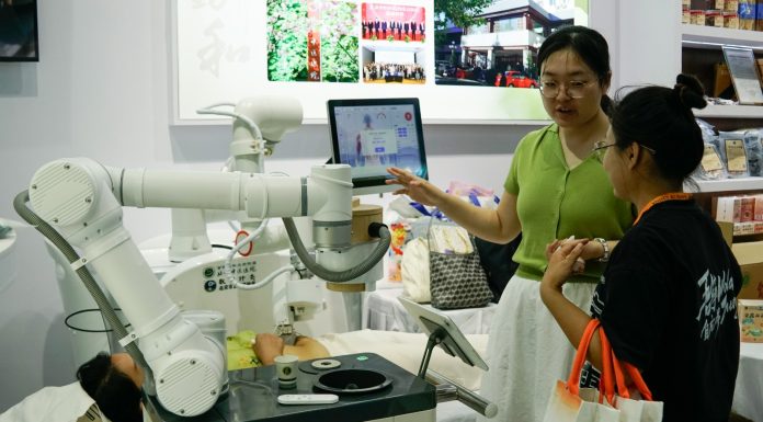 Cina: alla CIFTIS innovazioni hi-tech per la medicina tradizionale cinese (1)
