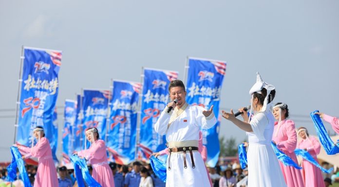 Cina: Heilongjiang, inaugurata una fiera Nadam a Dorbod (1)