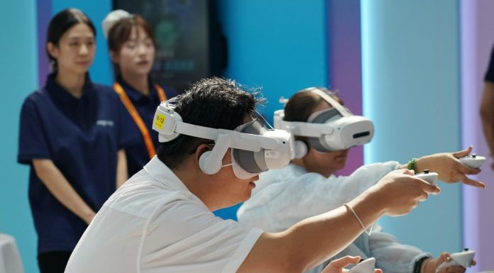 Cina: visitatori alla CIFTIS 2026 di Pechino (2)