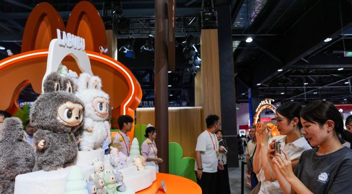 Cina: presentate misure per ampliare e migliorare il consumo di beni