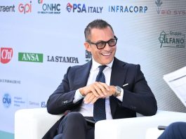 Terna, Monti “Investimenti sulla rete per sicurezza e costi energia più bassi”