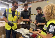 Modellini contraffatti di automobili, maxi sequestro di 2.400 pezzi presso il Porto di Genova Prà