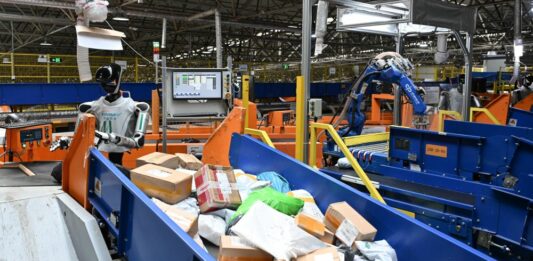 Cina, oltre 150 miliardi di pacchi consegnati dal servizio postale