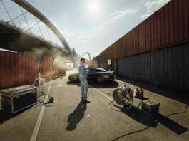 Mercedes-AMG GT Coupè 4, Brad Pitt protagonista della campagna internazionale