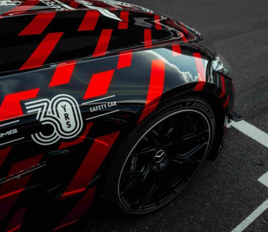 Da Pirelli un P Zero R su misura per la nuova Safety Car Mercedes di F1