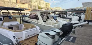 Suzuki Italia celebra 50 anni al Salone Nautico di Genova