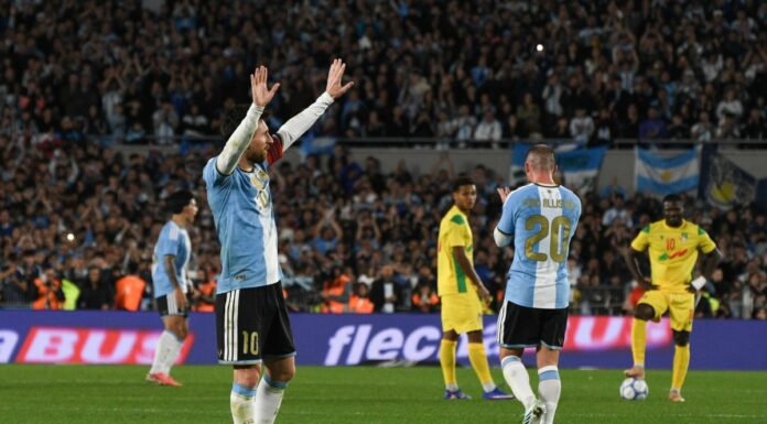 L’ultima di Messi con l’Argentina, due assist e un gol “Ora farò il tifoso”
