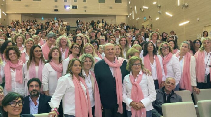 Tumore al seno, “Sorrisi in Rosa” festeggia 10 anni di solidarietà e prevenzione