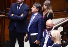Conte “Legge elettorale vestito per rimanere incollati alle poltrone”