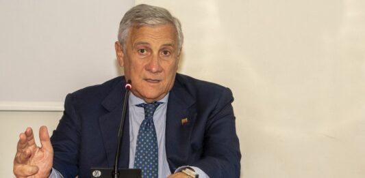 Tajani “Crescita salari e diritti lavoratori vanno di pari passo”