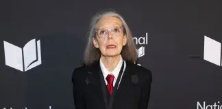 Vince il Premio Nobel per la Letteratura 2026 la canadese Anne Carson