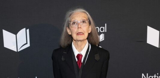 Vince il Premio Nobel per la Letteratura 2026 la canadese Anne Carson