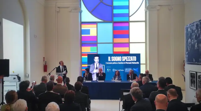 Banca del Fucino porta all’Aquila la mostra dedicata a Piersanti Mattarella