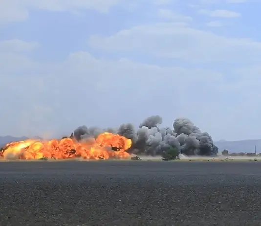 Missile Houthi su aeroporto di Riad, almeno 12 morti e oltre 300 feriti