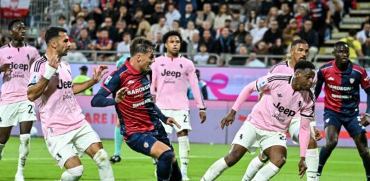 Il Cagliari ferma la Juve sull’1-1, Kolo Muani risponde a Maldini