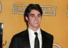 Morto a 34 anni RJ Mitte, il Walter White JR. di “Breaking Bad”
