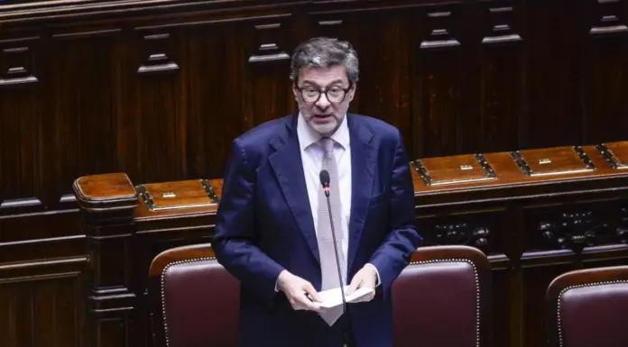 Giorgetti “Scostamento di bilancio è un passo consapevole da linea di prudenza”