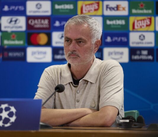 Mourinho “Per 90 minuti con la Roma avversari, non nemici”