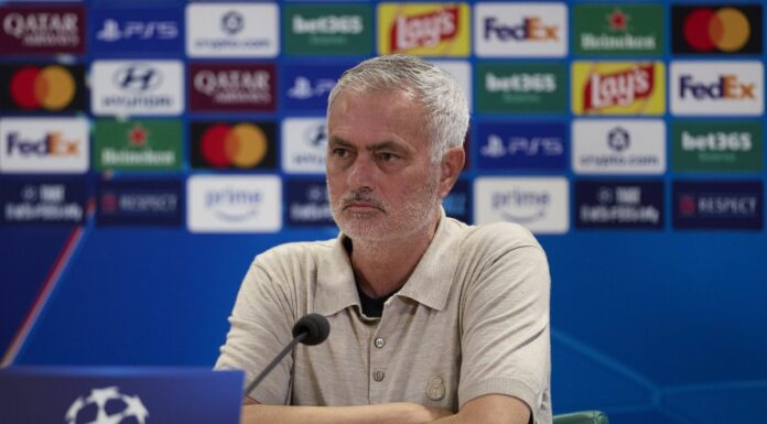 Mourinho “Per 90 minuti con la Roma avversari, non nemici”