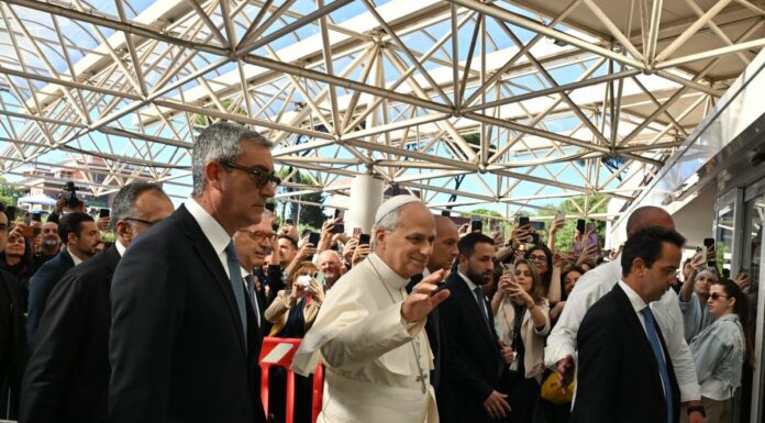 Papa Leone XIV operato al Gemelli, “Intervento concluso positivamente”