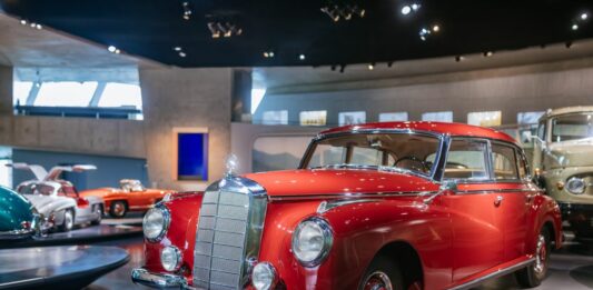 Mercedes-benz festeggia ad Auto e Moto d’Epoca i 140 anni dell’automobile