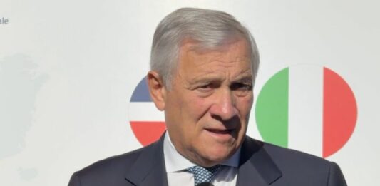 Tajani “La scelta Usa sul diesel non aiuta a portare Putin al tavolo della pace”