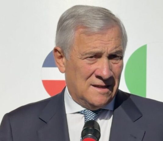 Tajani “La scelta Usa sul diesel non aiuta a portare Putin al tavolo della pace”