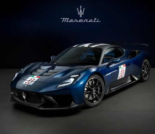 Maserati MC12 E GT2 Stradale Fuoriserie protagoniste a Villa La Massa Excellence