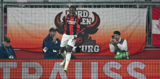 Show Cisse in Europa League, il Milan travolge il Salisburgo 4-0