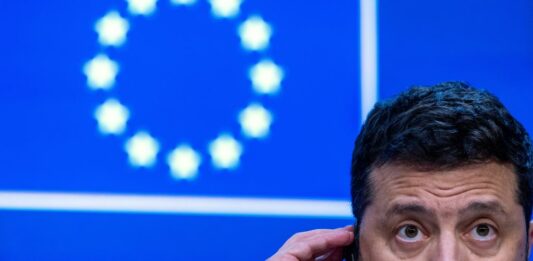 Zelensky “Intercettori sufficienti per inverno, Mosca non vuole tregua energetica”