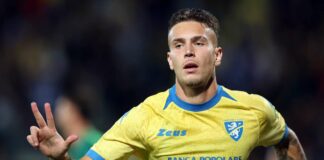 Raimondo fa sognare il Frosinone, Sassuolo al tappeto per 4-2