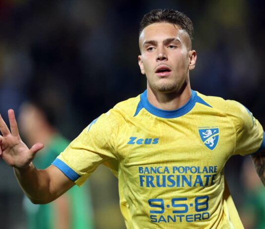 Raimondo fa sognare il Frosinone, Sassuolo al tappeto per 4-2