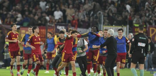 Castro e Lulli stendono il Genoa, la Roma vince 2-0 all’Olimpico