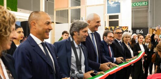 Agroalimentare italiano, export in crescita e nuove opportunità al SIAL Paris
