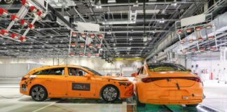 Mercedes CLA, primo crash test laterale ad alta velocità tra due vetture