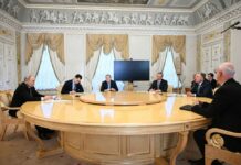 Ucraina, Cremlino “Pronti a negoziati trilaterali attorno al 10 novembre”