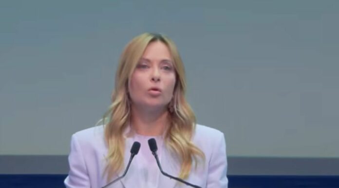 Meloni “La droga rende schiavi e gli schiavi non sono liberi”