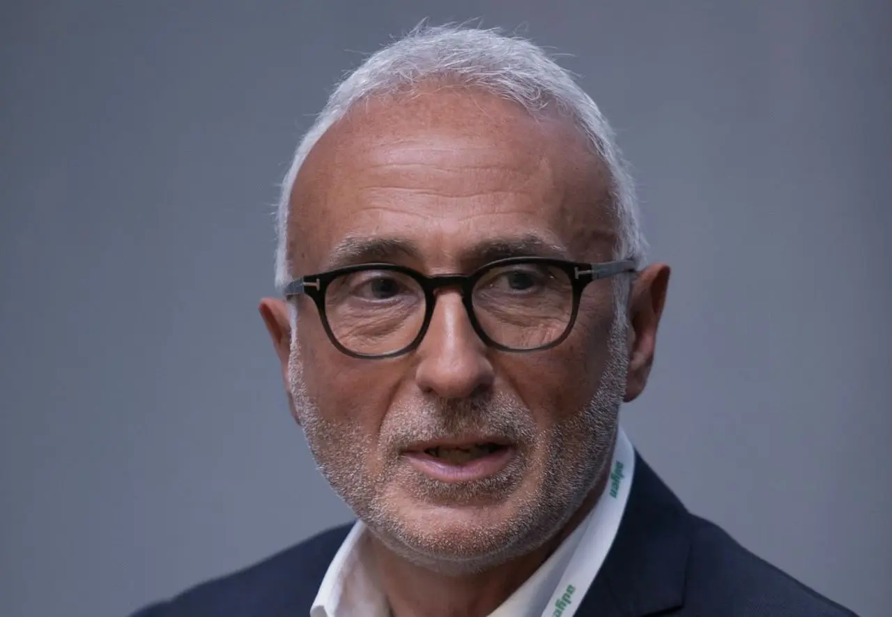 Porta Raccogli-Amo a Milano: dare nuova vita ai rifiuti tessili con Erion Textiles